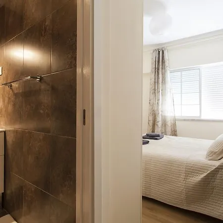 Lapa Terrace Apartment | Rentexperience Lisboa
