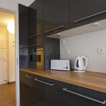 Apartment Lapa Terrace Apartment | Rentexperience