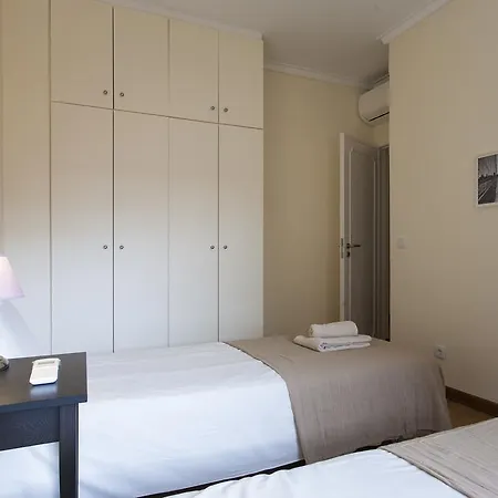 Lapa Terrace Apartment | Rentexperience * Lissabon